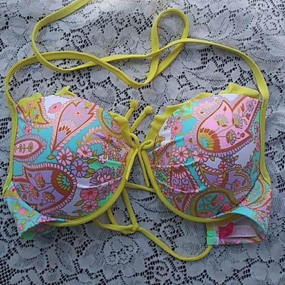 Victoria's Secret Other - Victoria's secret bathing suit top.